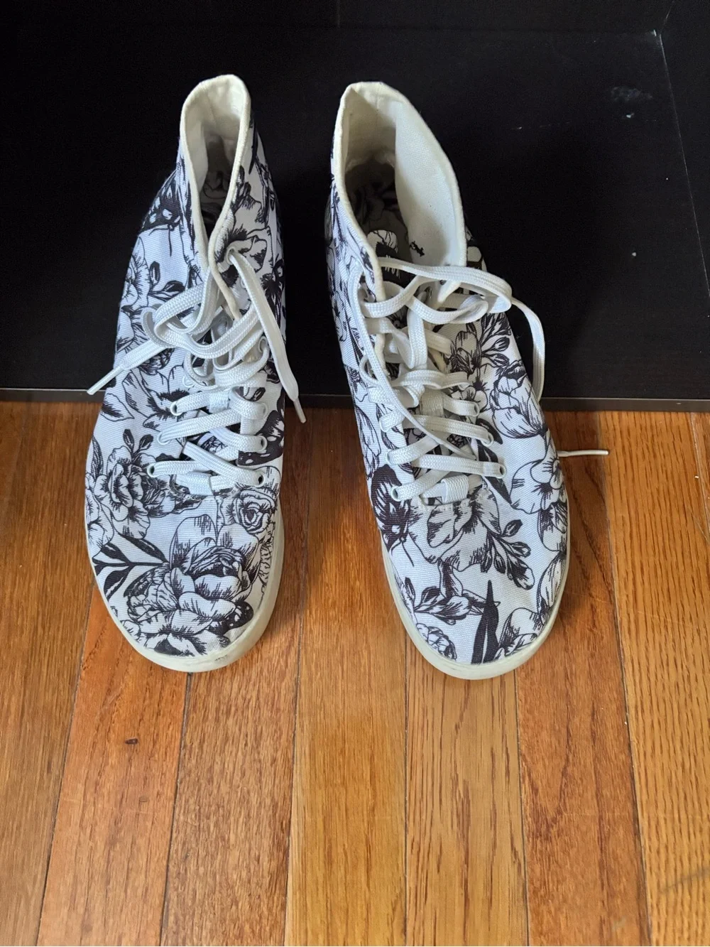 NOBULL men White and Black Floral High-Top Sneakers